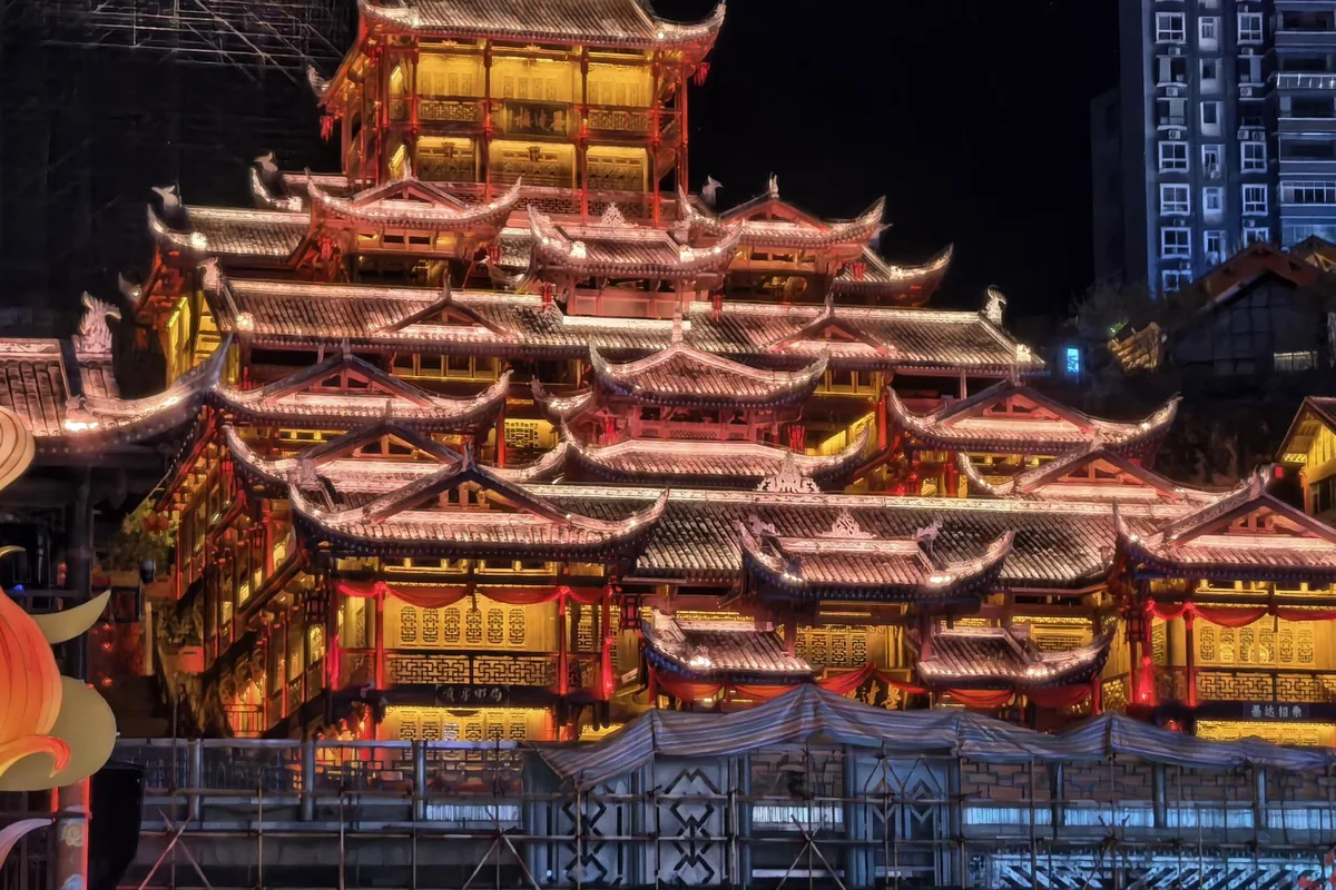 亲子研学三日游（土司城+梭布垭+地心谷）
